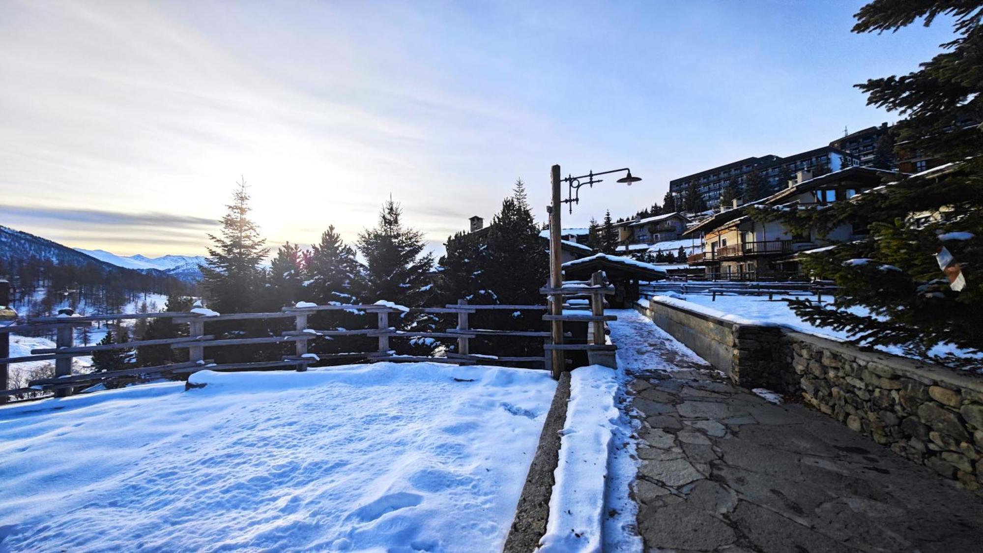 Villa Hostdomus - Imperial Chalet Colle Colle Sestriere Exterior foto